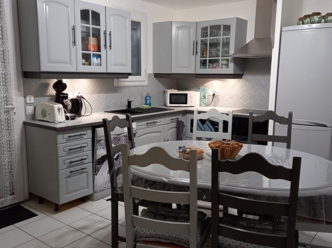 Spacieuse maison pour 6 personnes, proche de la plage et tout commerces.