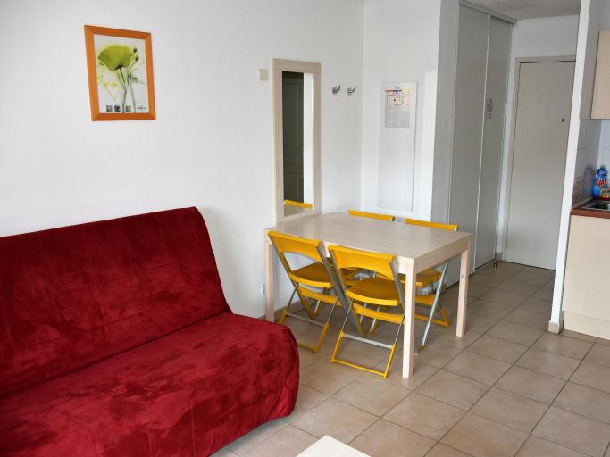 T2 CABINE EN RESIDENCE AVEC PISCINE