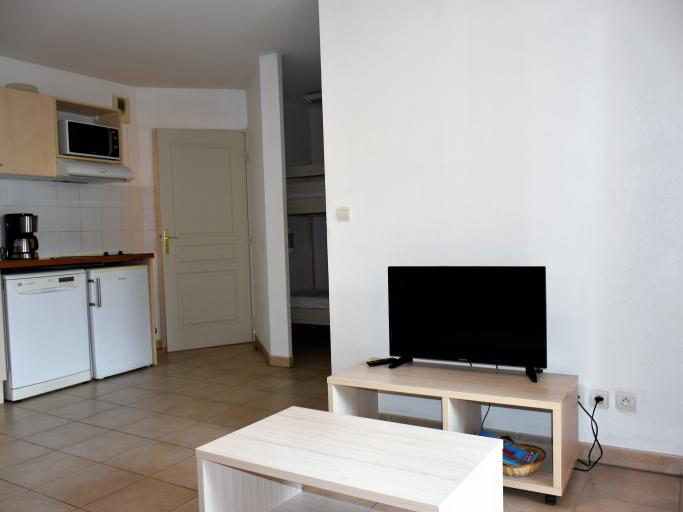 T2 CABINE EN RESIDENCE AVEC PISCINE