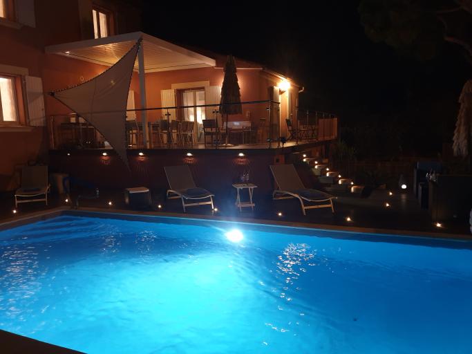Magnifique villa 5* vue mer avec piscine