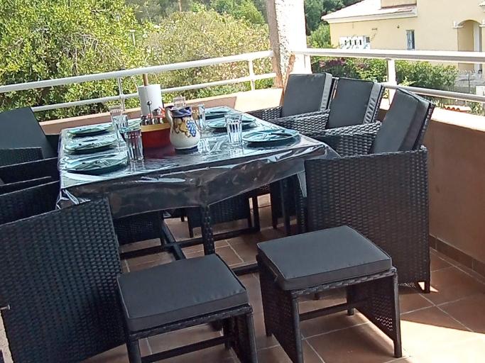 HAUT VILLA MESANGES EN BORD DE MER !