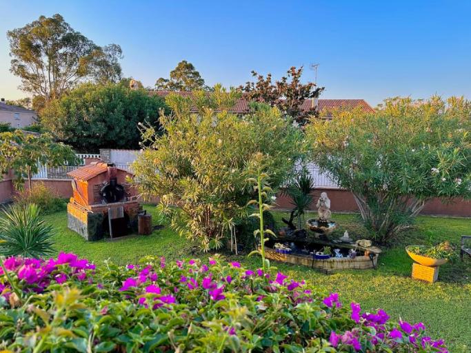 HAUT VILLA MESANGES EN BORD DE MER !