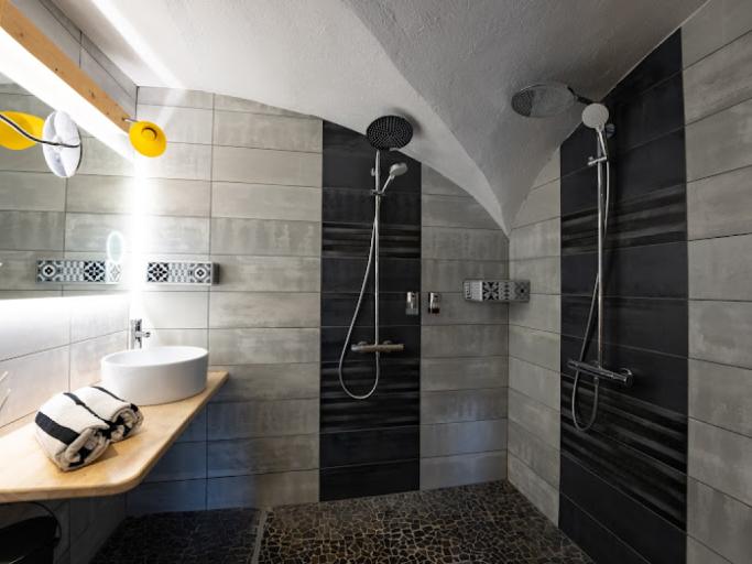 La suite SPAcieuse ...à 1h de Lyon / St-Etienne / Valence