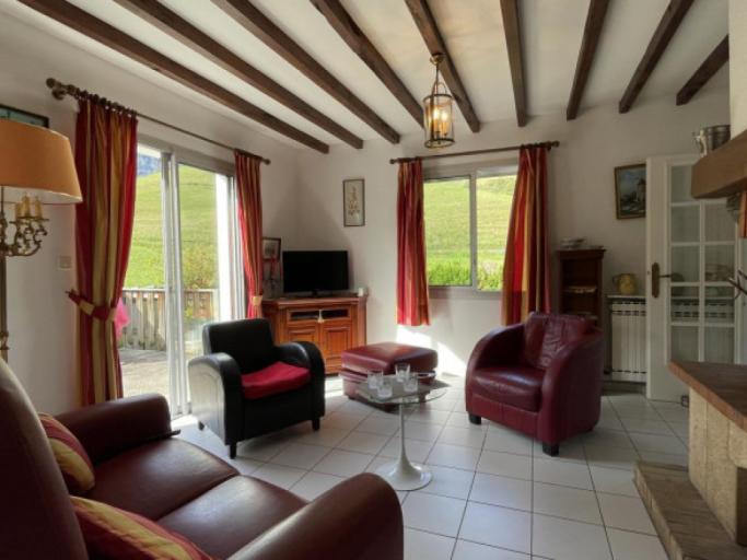 Gîte « Le Magnolia » : un écrin de verdure apaisant.