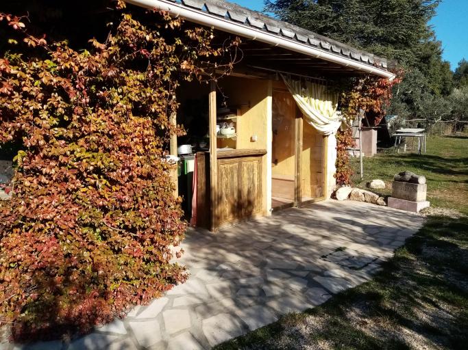 La yourte des abeilles