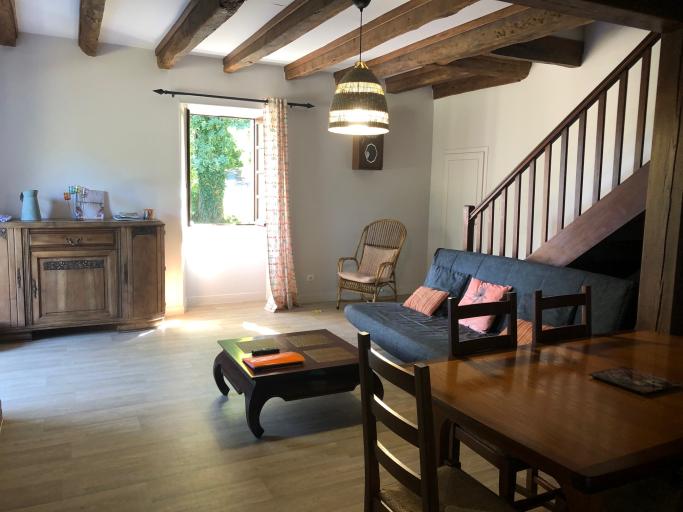 Gite à la ferme dans le Cantal avec pêche privé.