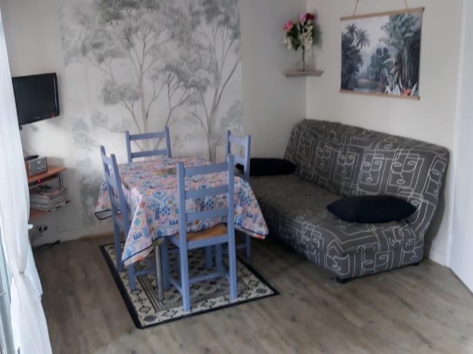 Gîte des prés est location de vacances *** 4 personnes dans un cadre champêtre, calme, reposant, idéalement situer a 8 km de la station balnéaire D étretat, Seine Maritime, France