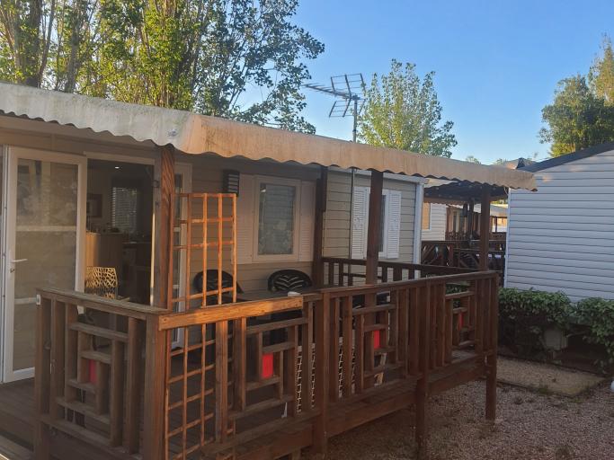 loue mobil-homes camping 'la Carabasse****. vias plage