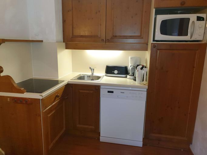 Valfréjus, Résidence LA TURRA (3*), Appt. 4/6 pers., Piscine chauffée - Sauna, au pied des pistes, balcon avec vue sur la Vanoise