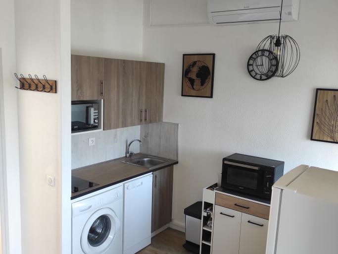 Appartement cosy vue mer et piscines