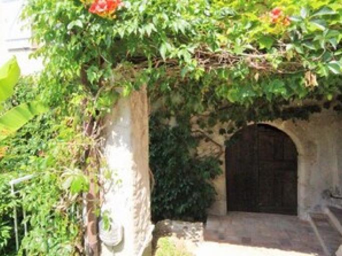 Mas Armati, maison de vacances du 18e avec piscine privée, entre Gard et Ardèche