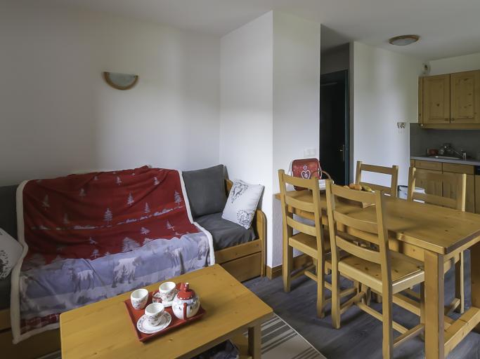 Appartement 4 couchages, 2 pièces, 3*, vue montagne et accès piscine couverte