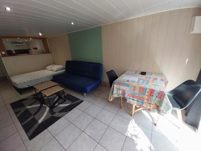 Joli studio T1 dans maison individuelle 30km de Paris