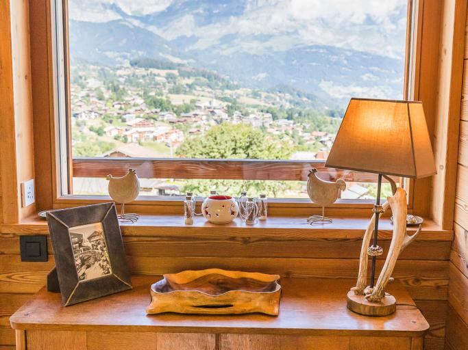 Chalet "La Gélinotte" MEGEVE-COMBLOUX, HIVER 2025-2026, 200 m2, 8-10 personnes, 5 chambres, vue panoramique, haut de gamme