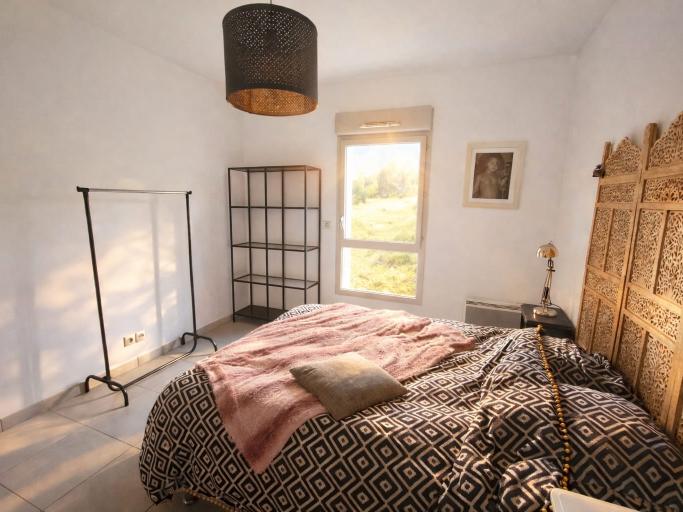 LOCATION VACANCES 🌿 Séjournez au cœur de la Presqu’île de Giens – Appartement familial avec terrasse 🌿 Envie de vacances entre mer, nature et village provençal ?