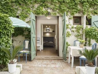 APPARTEMENT F1 PROCHE PLAGE BERGERIE SUR LA PRESQU'ÎLE DE GIENS