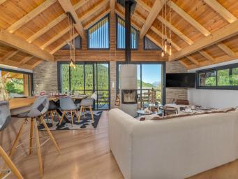 Chalet de luxe vue exceptionnelle montagne, salle de sport